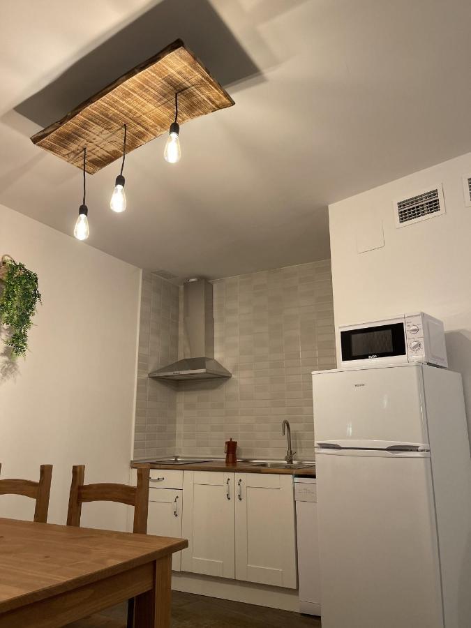 Apartamentos Dona Jimena Del Ambroz 4 Estrellas Complejo Unico En El Centro Del Pueblo - Piscina Ya Abierta Hervás エクステリア 写真