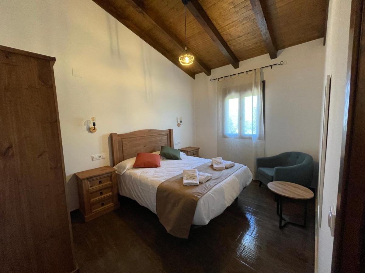 Apartamentos Dona Jimena Del Ambroz 4 Estrellas Complejo Unico En El Centro Del Pueblo - Piscina Ya Abierta Hervás エクステリア 写真